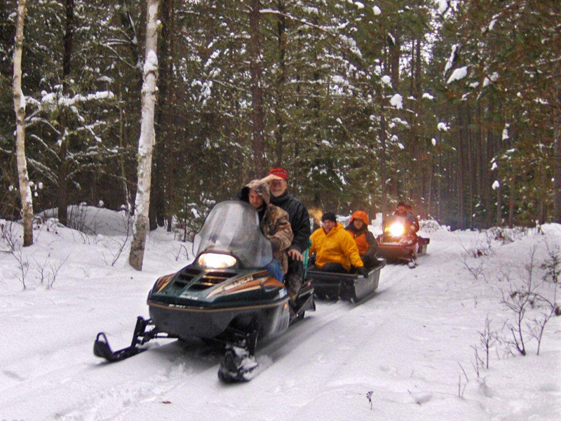 Snowmobiling_12-30-10_adj