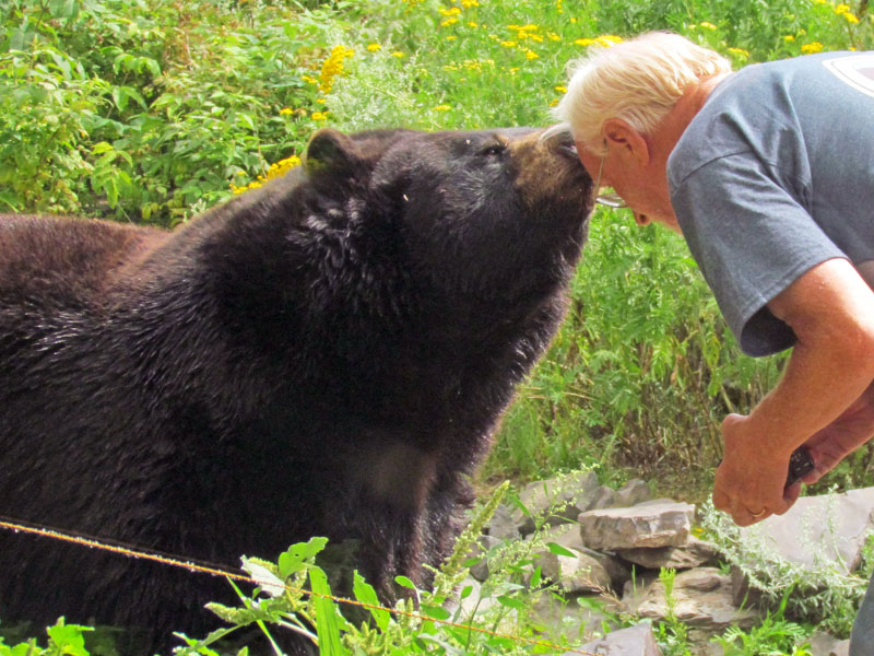 Ted greets Lynn Aug 2, 2012