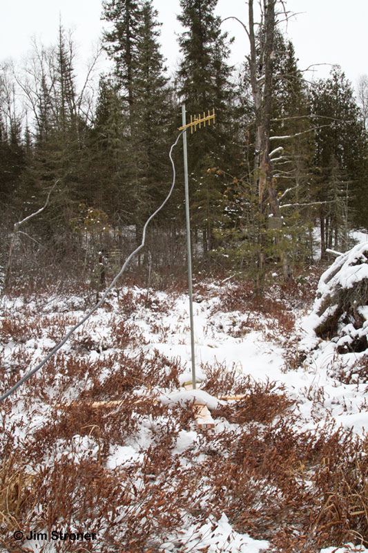 Yagi antenna on mast - Jan 21, 2012