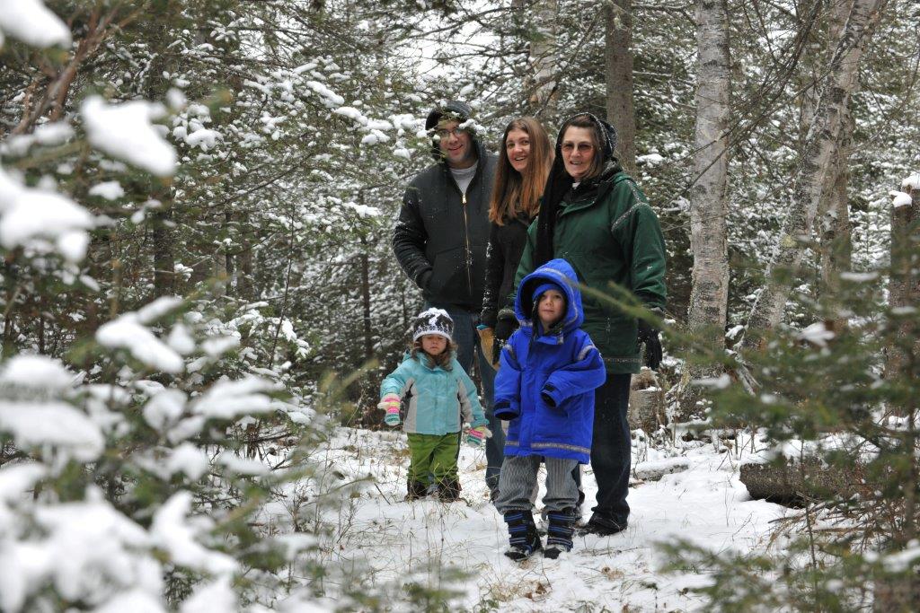 Family walk at Arthur Lake - Nov 29